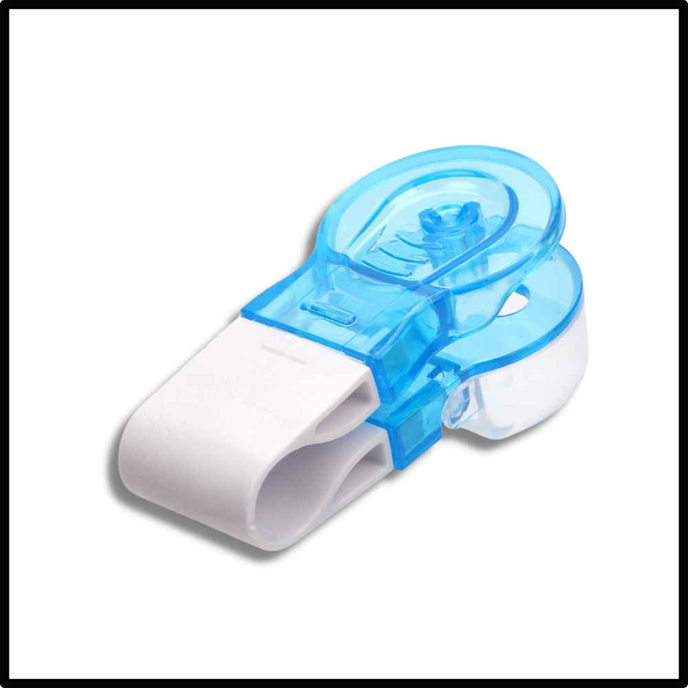 Caixa de comprimidos portátil Rkstn, recipiente compacto para armazenamento de pílulas, ideal para uso diário e viagens.