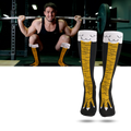 Meias com estampa de patas de galinha da marca Gl, detalhes de patas de galinha em padrão divertido em tecido confortável.