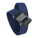 Cinturão de nylon azul royal com fivela automática da marca Alfani, mostrando a fivela de encaixe rattchet.