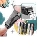 Corte de unhas com coupe-ongles auto-coletor da marca Rikastua, ferramenta de cosméticos com design prático e funcional.