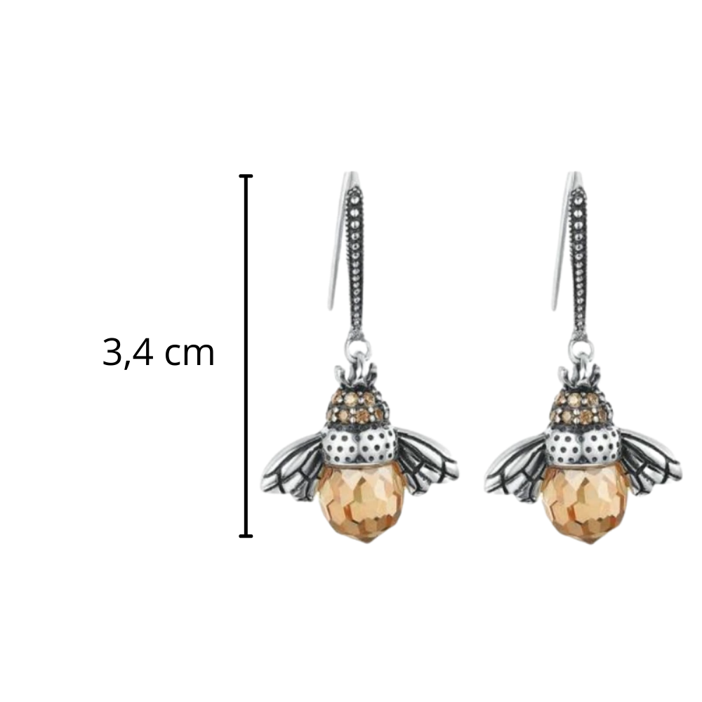 Brincos em forma de abelha da marca Sanume, detalhes delicados, pendurados com acabamento dourado, para uso elegante e casual.
