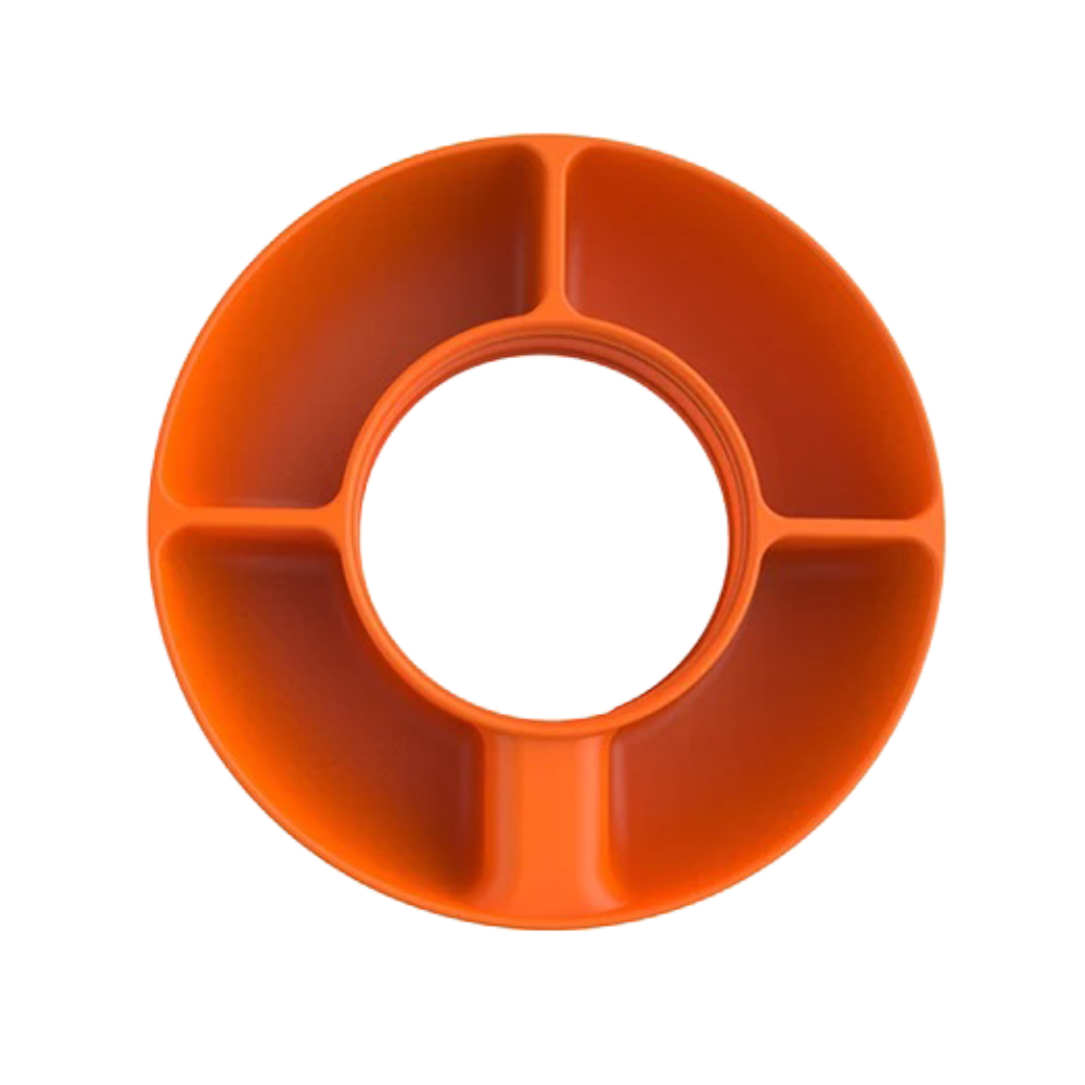 Anel de silicone para lanche de caneca Stanley, acessório de cozinha da marca Smachin, em cor laranja, ajustado na borda da caneca.