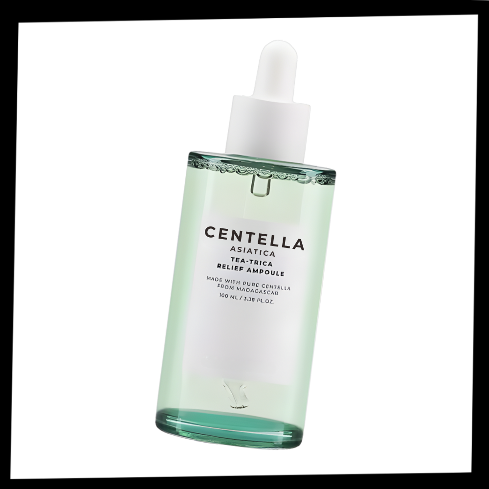 Série de sérums à la Centella de Skin1004 en flacons-ampoules pour soin de la peau, dans un emballage transparent.