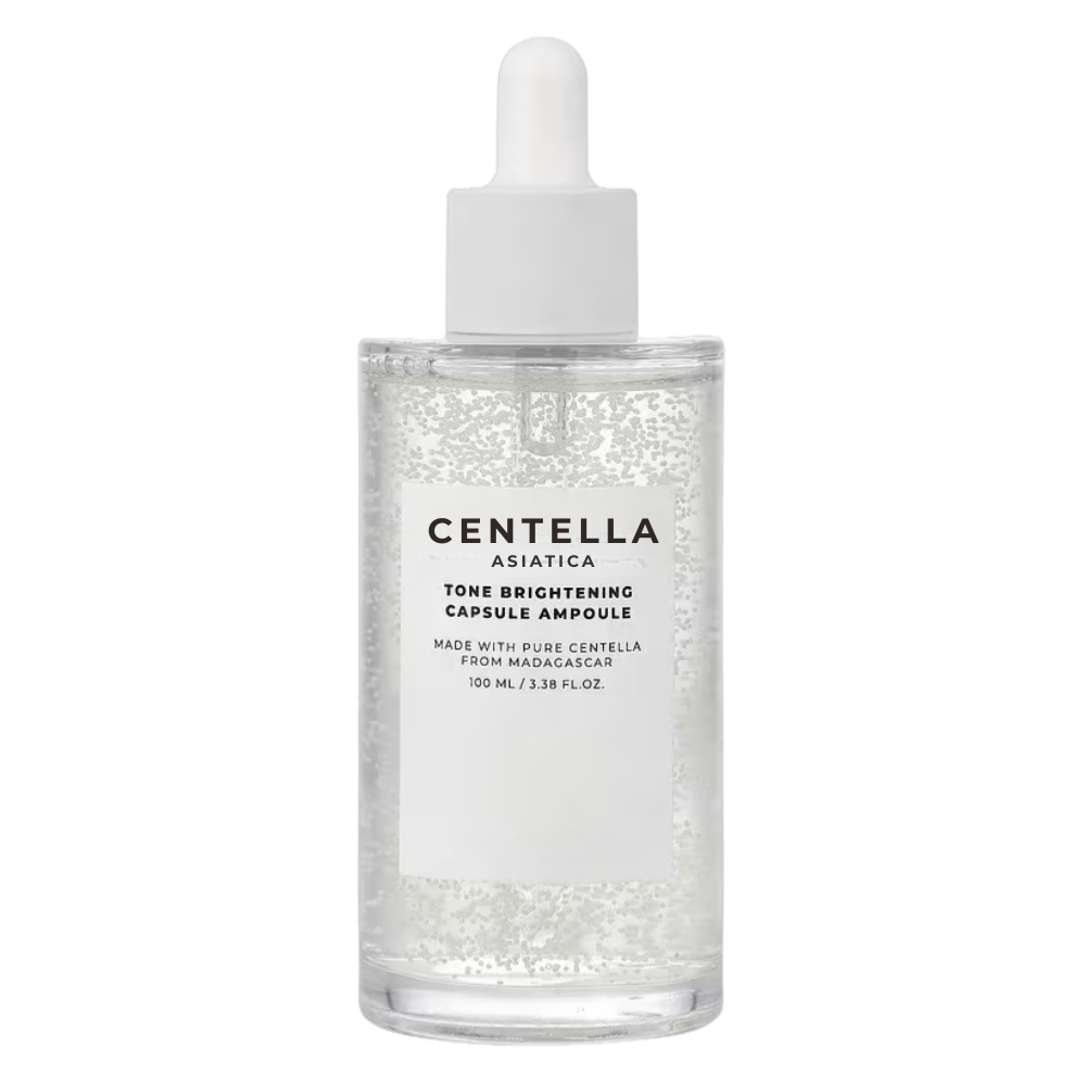 Sérum à la Centella Skin1004 en flacons-ampoules pour soin de la peau, visible dans un flacon transparent avec liquide clair.