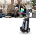 Acessório para celular Maboto com estabilizador inteligente, mostrando função de seguimento automático em ação.