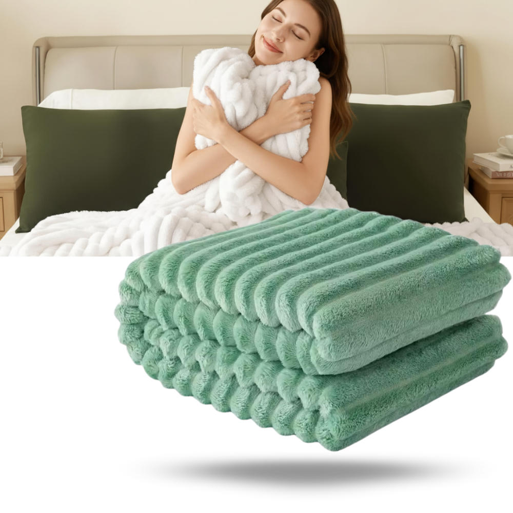 Cobertor de flanela macio e confortável da marca Home, ideal para manter-se aquecido e aconchegante.