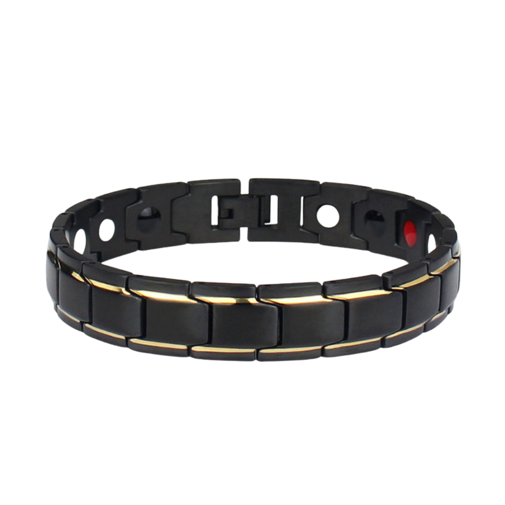 Pulseira magnética Spencer para perda de peso, com acabamento dourado, usada em treino e fitness na mão feminina.