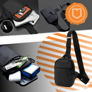 Bolsa mini tiracolo elegante da Quintina, acessório compacto e sofisticado para uso diário ou eventos especiais.