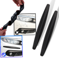 Conjunto de 2 proteções brancas para para-choques de carro, ideal para manutenção e decoração de veículos.