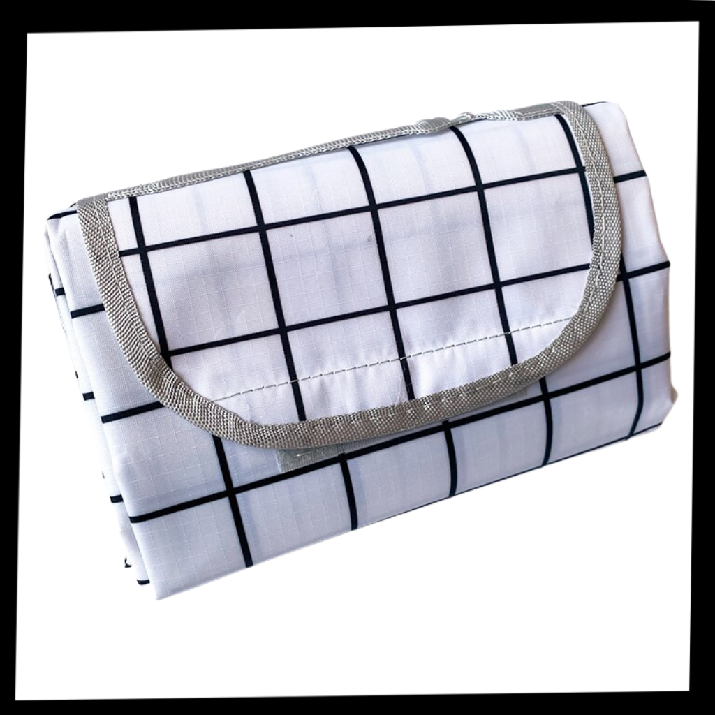 Cobertura de piquenique dobrável da Unique-Bargains para atividades ao ar livre, com superfície branca e resistente.
