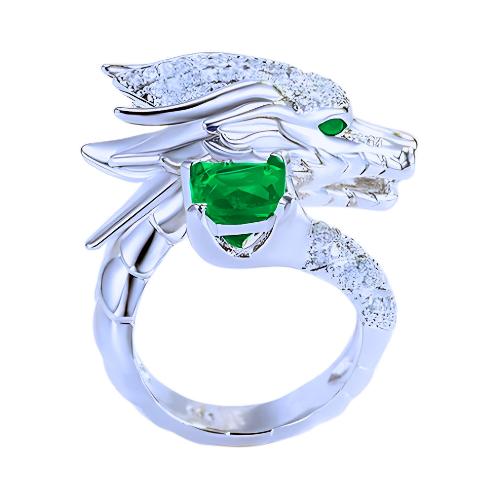 Anel artesanal de prata com design de dragão verde, criado pela marca Saekor, destaque detalhado na imagem.