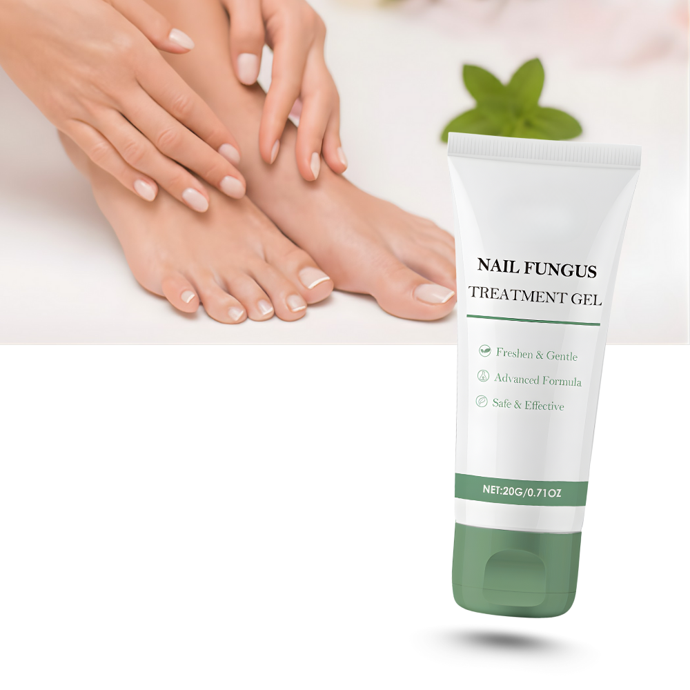 Gel fortificante e hidratante para unhas da Vakind, com textura transparente e aplicador, promovendo unhas mais fortes e saudáveis.