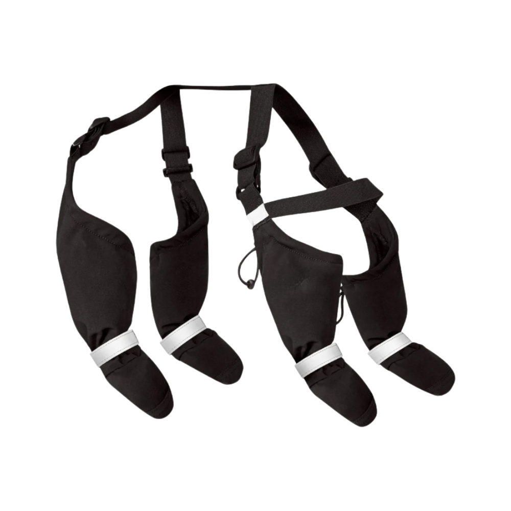 Bota à bretelles impermeável para cães, acessório para proteção contra chuva, da marca Canine Care Products, LLC.