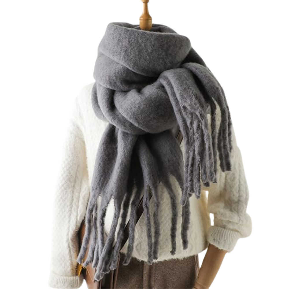 Xale feminino Sodial confortável e elegante na cor cinza escuro, tecido macio e perfeito para dias frios.