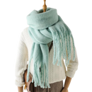 Echarpe feminina Sodial, foulard macaron verde, tecido aconchegante e elegante para o inverno e ocasiões especiais.