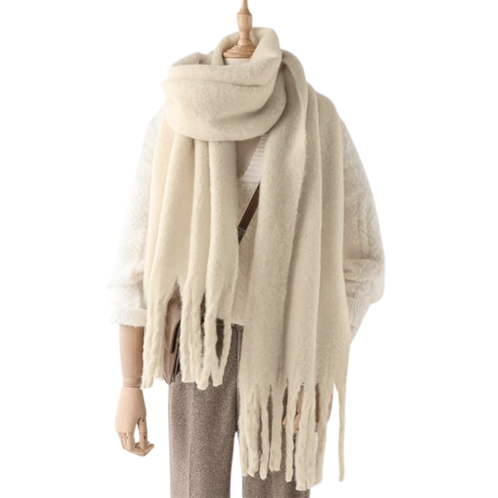 Cachecol feminino Sodial, tecido macio e aconchegante na cor branco leite, ideal para estilo confortável e elegante.