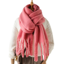 Cachecol feminino Sodial, tecido aconchegante e elegante na cor rosa claro, ideal para o clima frio.
