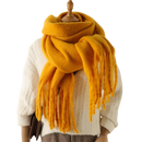 Cachecol feminino Sodial, tecido aconchegante, cor turmeric, ideal para looks elegantes e confortáveis.