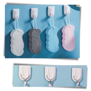 Esponja exfoliante suave para o corpo da marca Ybeny, de cor cinza, ideal para cuidados de pele e limpeza corporal.