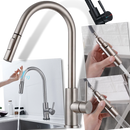 Robinet de cuisine Zovajonia com flexível, capteur, acabamento preto e dourado, peça de material de encanamento.