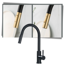 Robinet de cuisine flexible Zovajonia avec capteur, finition noir doré, pièce de plomberie moderne et pratique.